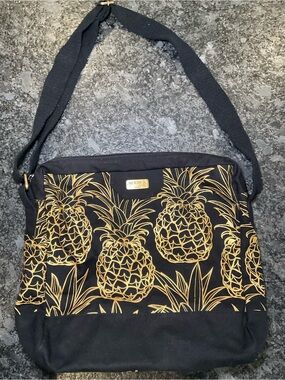 Black & Gold Pineapple Crossbody Tote